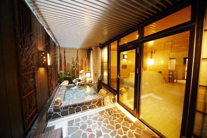 Hotel Dormy Premium Sakae 4*